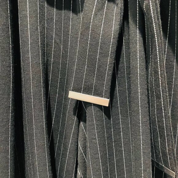 DEX BLACK AND WHITE PINSTRIPE JUMPSUIT TAGS ON- SIZE 2 - Picture 4 of 8